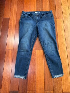 Old Navy Dark Blue Cropped Ankle Jeans ladies size 14
